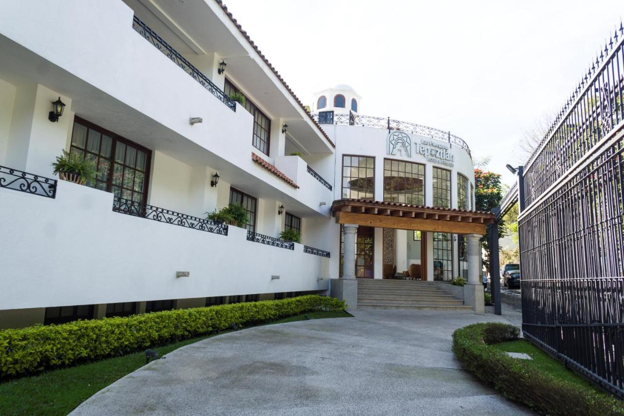 Hotel Las Puertas De テポストラン エクステリア 写真